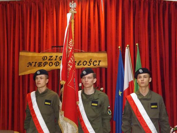 6DzienNiepodleglosci2022 8